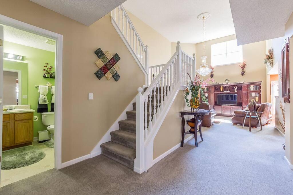 Castle Comfort Ellenwood Екстериор снимка